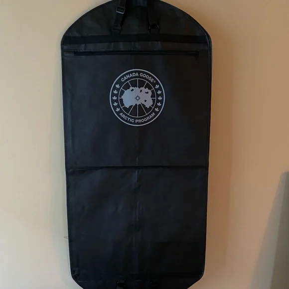 Canada Goose Garment bag - Picture 3 of 7
